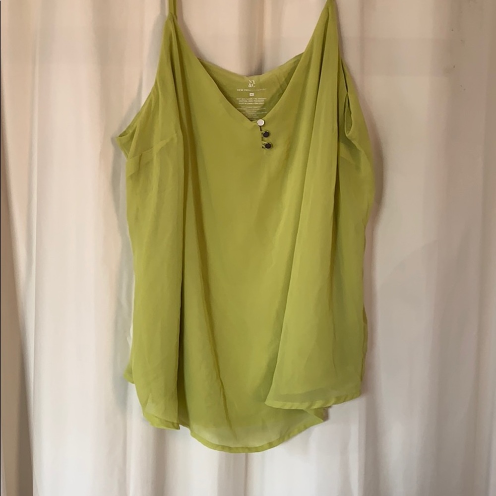 🍍5/$20🍍Pair: white/green professional cami